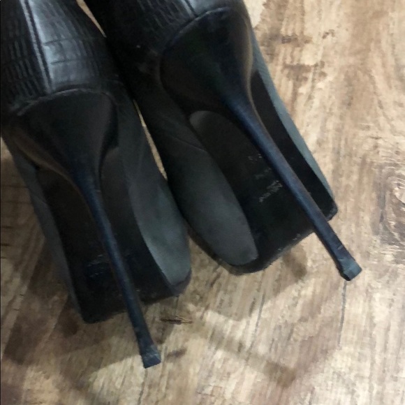 YSL Tribtoo Degrade Leather Platform Ankle Booties - Picture 5 of 8